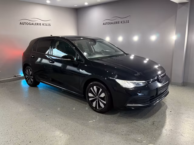 VW Golf VIII Lim. Move Autom. KAM