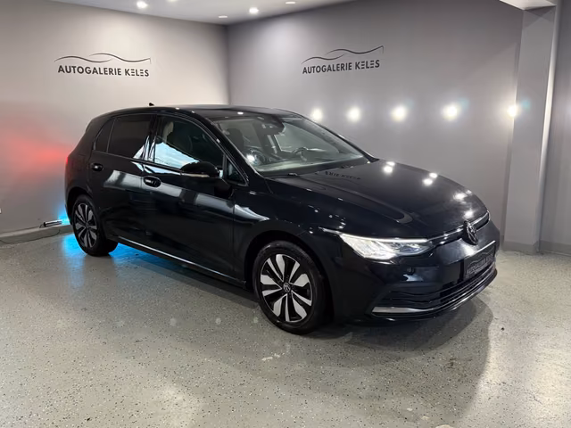 VW Golf VIII Lim. Move Autom. KAM