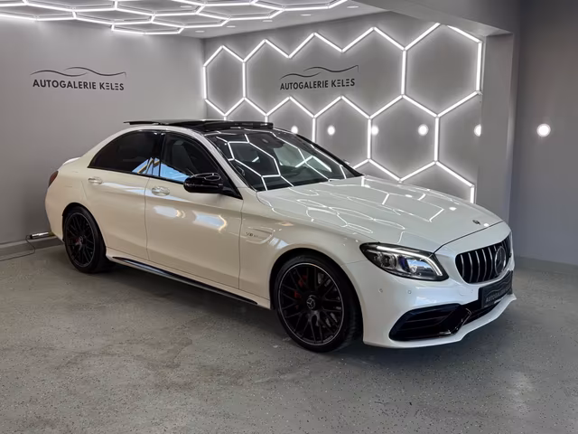 Mercedes-Benz C63 AMG CARBON